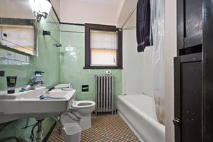 324 S Main St, Crown Point, IN 46307 - Photo 26
