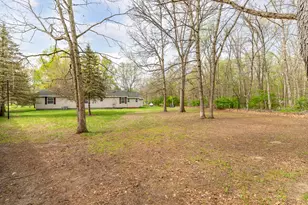 11344 Cumberland Rd, Demotte, IN 46310 - Photo 12
