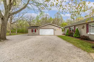 11344 Cumberland Rd, Demotte, IN 46310 - Photo 4