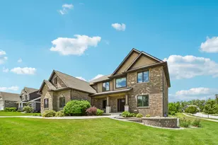 13560 Limerick Dr, Saint John, IN 46373 - Photo 2