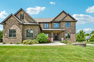 13560 Limerick Dr, Saint John, IN 46373 - Photo 4