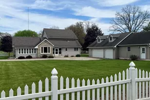 6315 W 147th Ave, Crown Point, IN 46307 - Photo 2