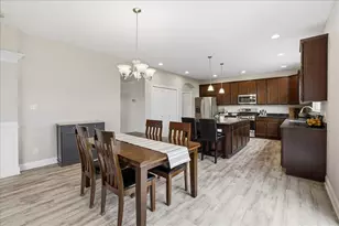 8123 W 102nd Ave, Saint John, IN 46373 - Photo 16