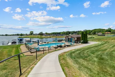 2545 E Lakeshore Drive #A71, Crown Point, IN 46307 - Photo 6