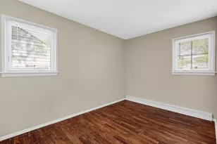 410 S 12th St, Chesterton, IN 46304 - Photo 10