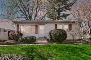 410 S 12th St, Chesterton, IN 46304 - Photo 28