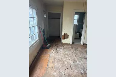 2928 Woodrow Avenue, Michigan City, IN 46360 - Photo 4
