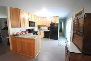 910 E Stewart Dr, Rensselaer, IN 47978 - Photo 18