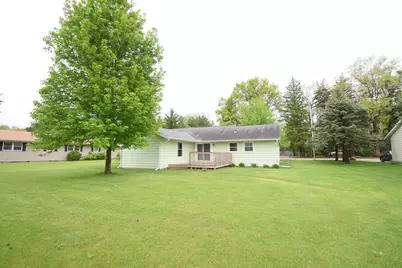 910 E Stewart Drive, Rensselaer, IN 47978 - Photo 8