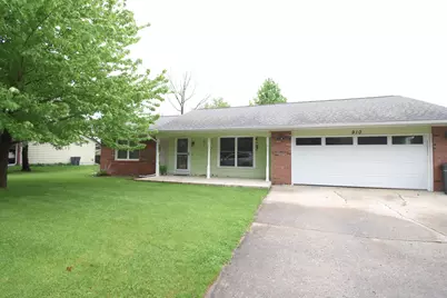 910 E Stewart Drive, Rensselaer, IN 47978 - Photo 2