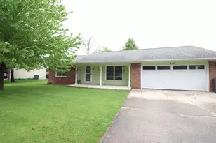 910 E Stewart Dr, Rensselaer, IN 47978 - Photo 2