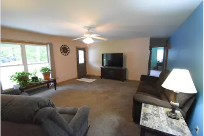 910 E Stewart Drive, Rensselaer, IN 47978 - Photo 14