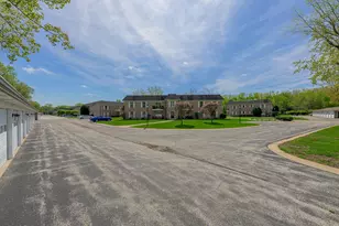 2629 Georgetowne Dr, Highland, IN 46322 - Photo 12