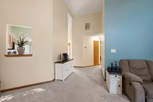 1242 Griffin Lake Ave, Chesterton, IN 46304 - Photo 10