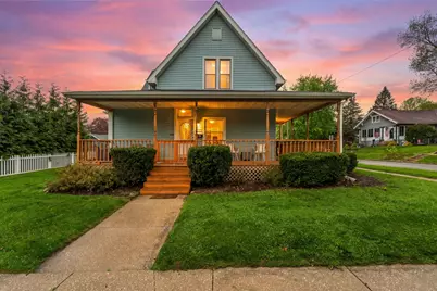 307 Michigan Avenue, Valparaiso, IN 46383 - Photo 2