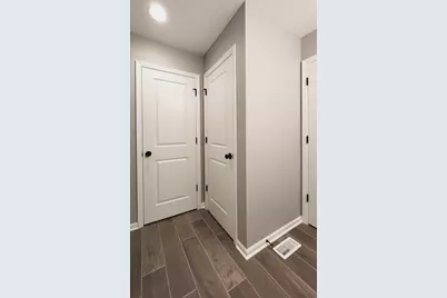 5062 Stephen Lane, Lowell, IN 46356 - Photo 16