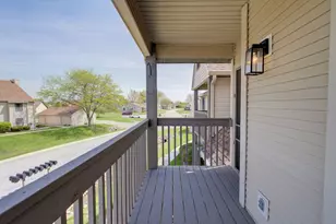 3602 Timberbridge Dr, Valparaiso, IN 46383 - Photo 10