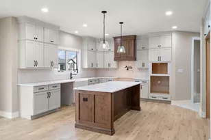 9430 Iris Dr, Saint John, IN 46373 - Photo 18