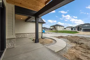 9430 Iris Dr, Saint John, IN 46373 - Photo 52