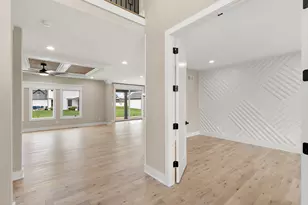 9430 Iris Dr, Saint John, IN 46373 - Photo 6