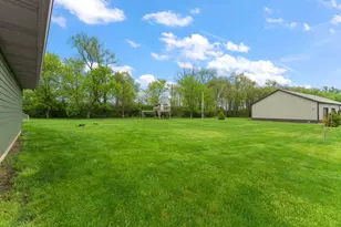 2737 S Smithfield Ct, La Porte, IN 46350 - Photo 42