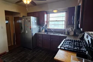 7529 Maryland Ave, Hammond, IN 46323 - Photo 6