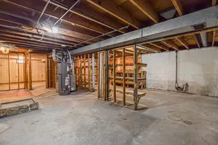 2391 Jacqueline St, Portage, IN 46368 - Photo 18