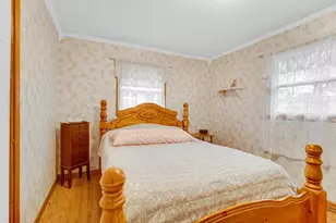 2391 Jacqueline St, Portage, IN 46368 - Photo 12