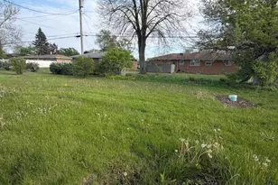 1441 W 56th Ave, Merrillville, IN 46410 - Photo 18