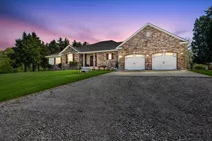 13607 W 169th Ave, Lowell, IN 46356 - Photo 2