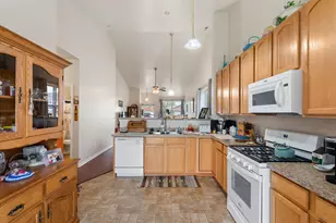 7619 E 112th Ave, Crown Point, IN 46307 - Photo 8