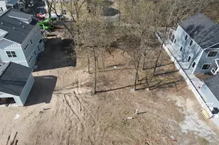822 Washington Park Blvd, Michigan City, IN 46360 - Photo 6