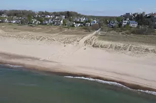 822 Washington Park Blvd, Michigan City, IN 46360 - Photo 16