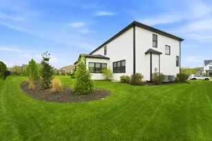 825 Schilling Dr, Crown Point, IN 46307 - Photo 24