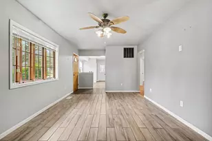 7080 Sherwood Ave, Portage, IN 46368 - Photo 4
