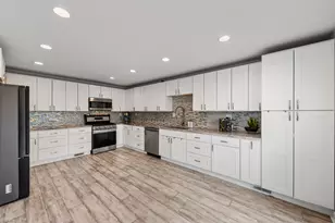 8674 Durbin Ln, Crown Point, IN 46307 - Photo 8