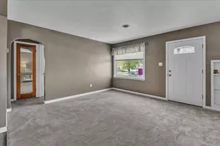 2736 Ross St, Highland, IN 46322 - Photo 4