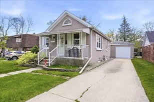 120 W 2nd St, Hobart, IN 46342 - Photo 2