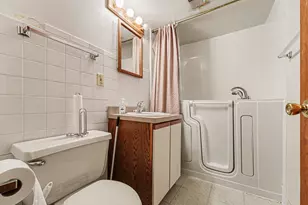 2423 Marshall Pl, Gary, IN 46404 - Photo 16