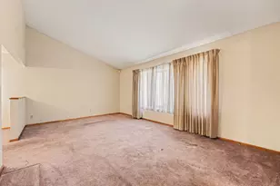 2423 Marshall Pl, Gary, IN 46404 - Photo 6