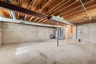 2423 Marshall Pl, Gary, IN 46404 - Photo 22