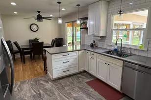1243 Dogwood Dr, Chesterton, IN 46304 - Photo 10
