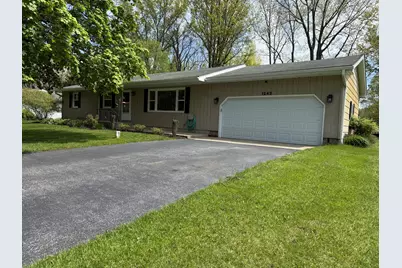 1243 Dogwood Drive, Chesterton, IN 46304 - Photo 2