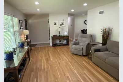 1243 Dogwood Drive, Chesterton, IN 46304 - Photo 4