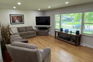 1243 Dogwood Dr, Chesterton, IN 46304 - Photo 32