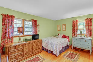 738 E 11th St, Hobart, IN 46342 - Photo 6