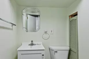 7405 Howard Ave, Hammond, IN 46324 - Photo 10