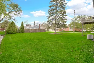 800 W 10th St, Hobart, IN 46342 - Photo 20