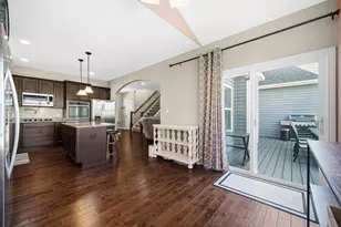 853 E Shakespeare Dr, Valparaiso, IN 46383 - Photo 10