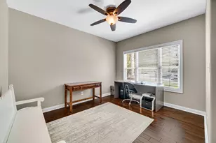 853 E Shakespeare Dr, Valparaiso, IN 46383 - Photo 16